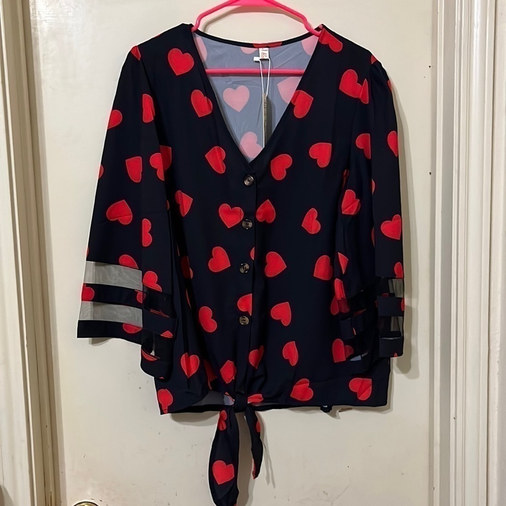 NWT size Large v neck flare sleeved button up heart print super cuter shirt